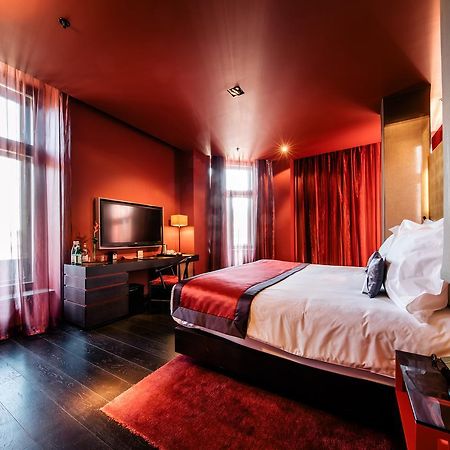 Buddha-Bar Hotel Budapest Klotild Palace Exterior photo A suite at the Mandarin Oriental, Munich