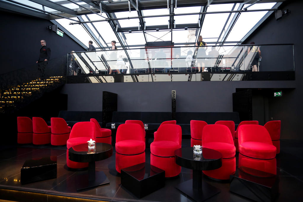 Buddha-Bar Hotel Budapest Klotild Palace Exterior photo The Sky Bar