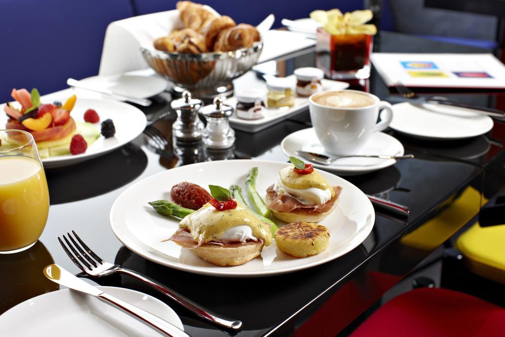 Buddha-Bar Hotel Budapest Klotild Palace Exterior photo A typical breakfast at the hotel