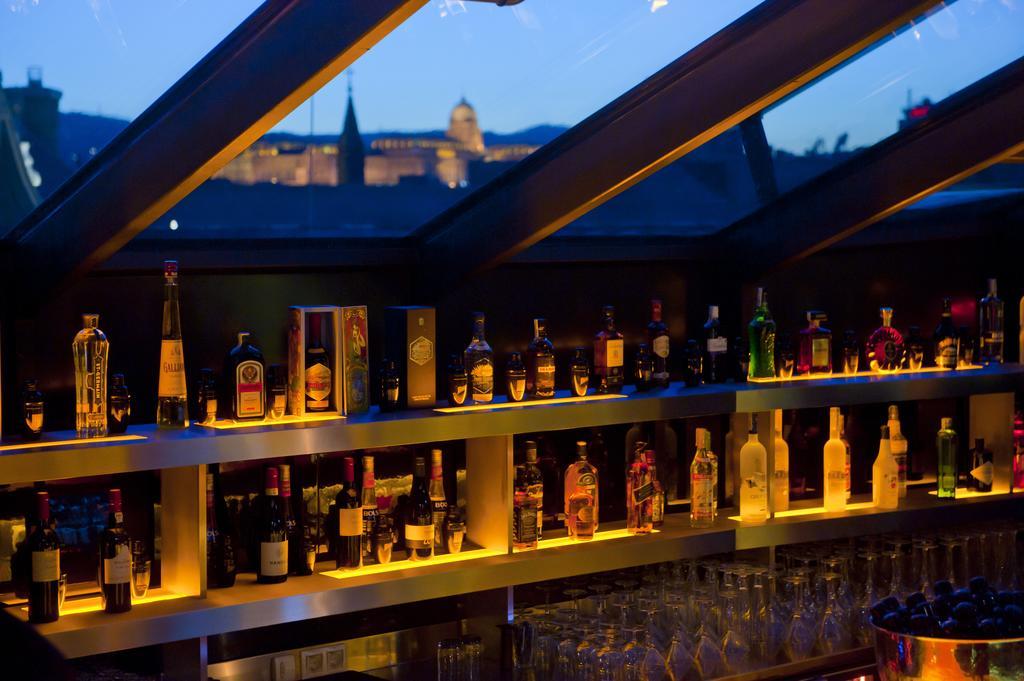 Buddha-Bar Hotel Budapest Klotild Palace Exterior photo Skyline Bar