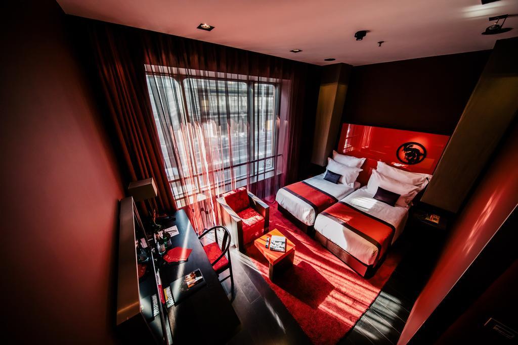 Buddha-Bar Hotel Budapest Klotild Palace Exterior photo A room at the hotel