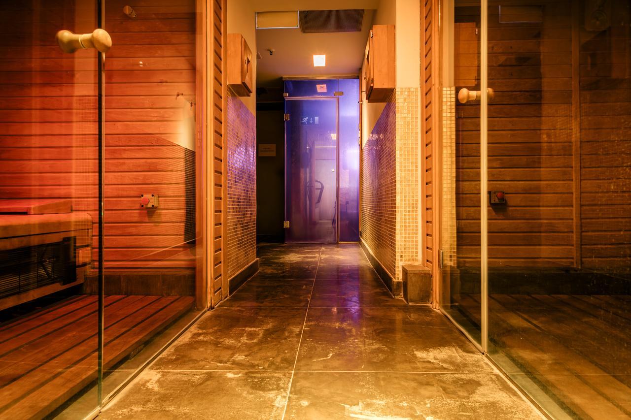 Buddha-Bar Hotel Budapest Klotild Palace Exterior photo The spa at the Four Seasons Hotel, Washington, D.C.
