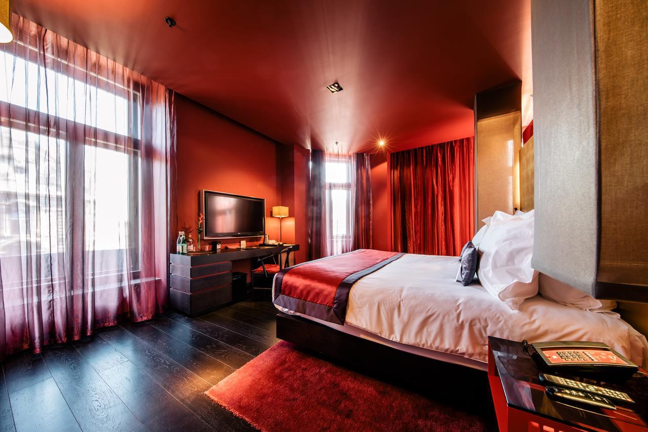 Buddha-Bar Hotel Budapest Klotild Palace Exterior photo A suite at the Mandarin Oriental, Munich