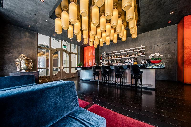 Buddha-Bar Hotel Budapest Klotild Palace Exterior photo The bar at the Mandarin Oriental